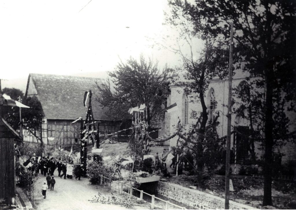 1907 – 1908